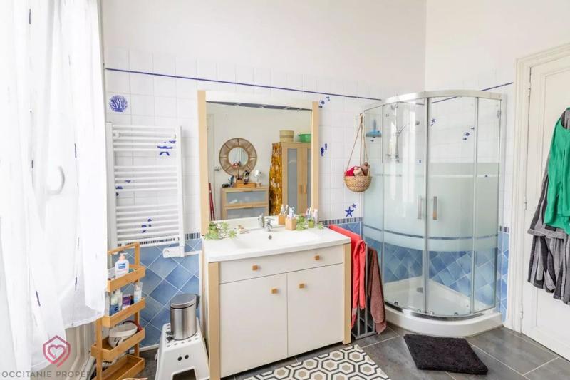 Maison de maîtres - 530 m² - 19 pièces