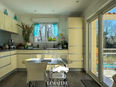 Maison - 135 m² - 5 pièces