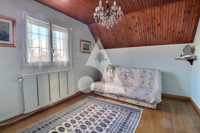 Maison - 115 m² - 5 pièces