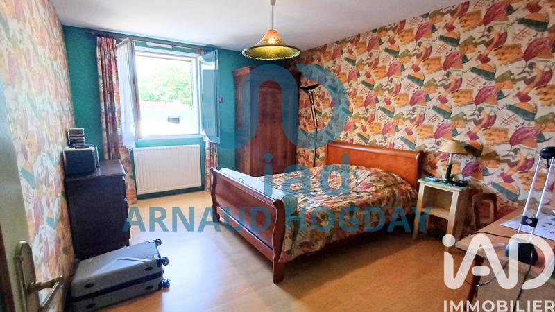 Maison - 188 m² - 8 pièces