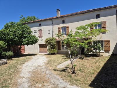 Maison - 150 m² - 5 pièces