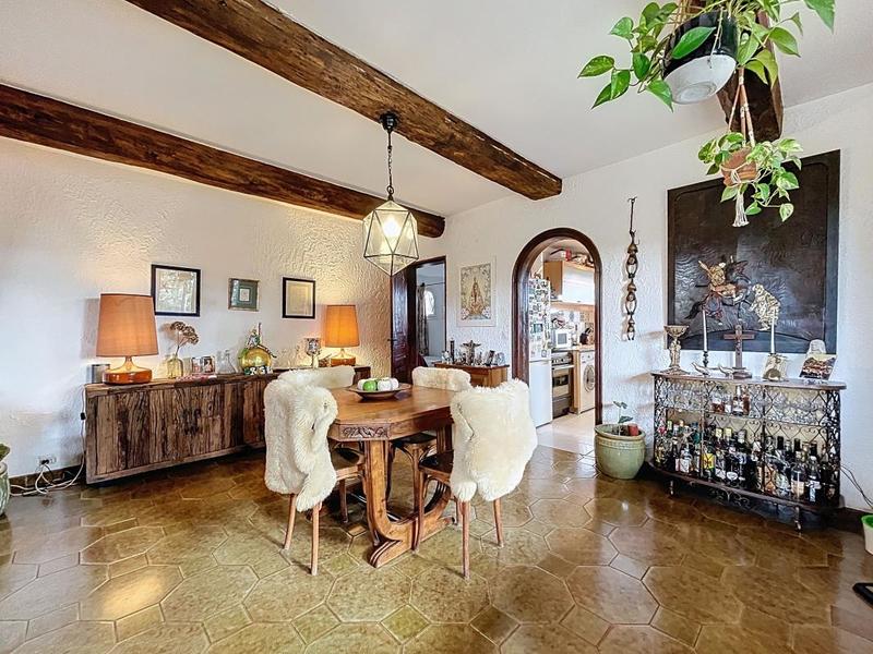 Appartement - 120 m² - 4 pièces