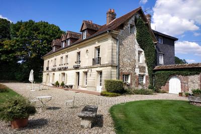 Propriété - 320 m² - 7 pièces