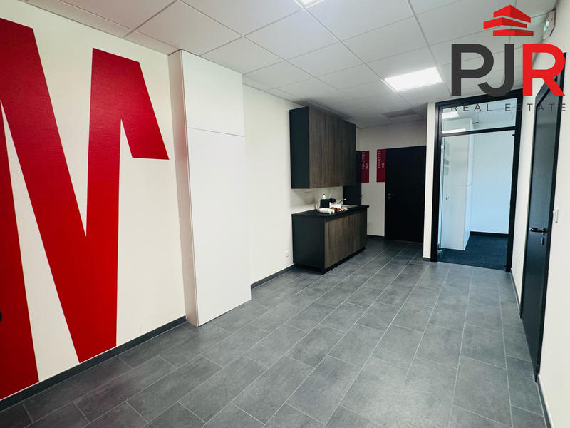 Bureau - 100 m²