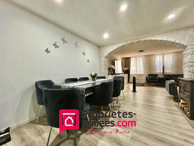 Appartement - 169 m² - 6 pièces