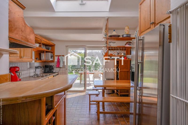 Maison - 175 m² - 7 pièces