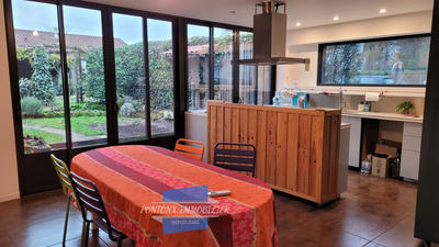 Maison - 128 m² - 4 pièces