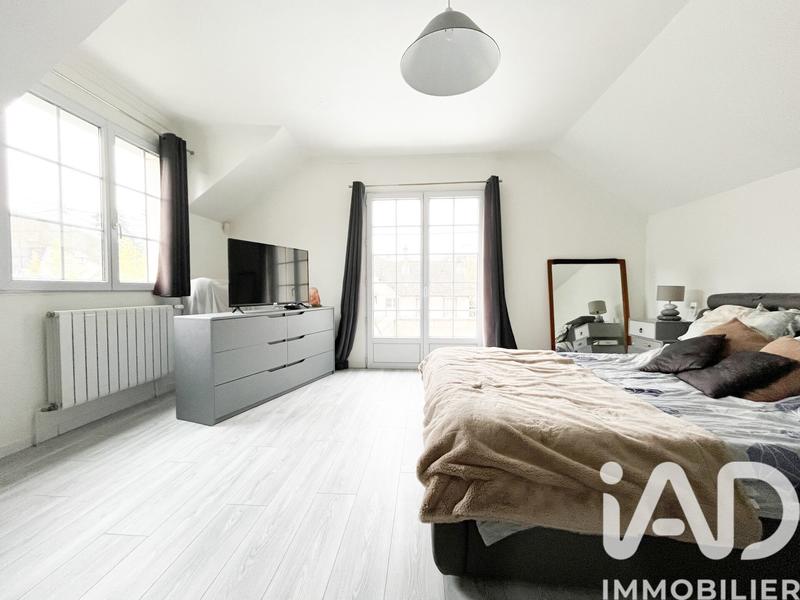 Maison - 195 m² - 7 pièces