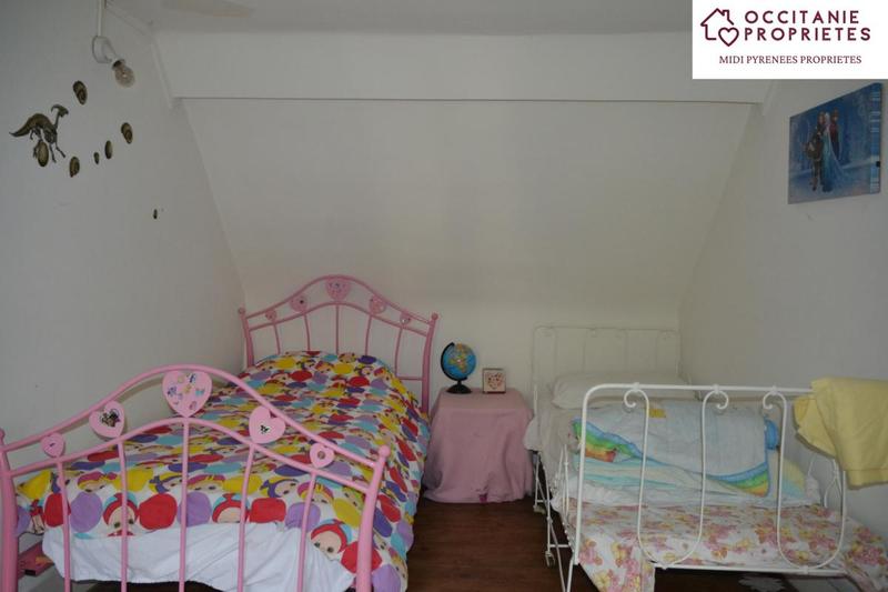 Propriété - 200 m² - 9 pièces