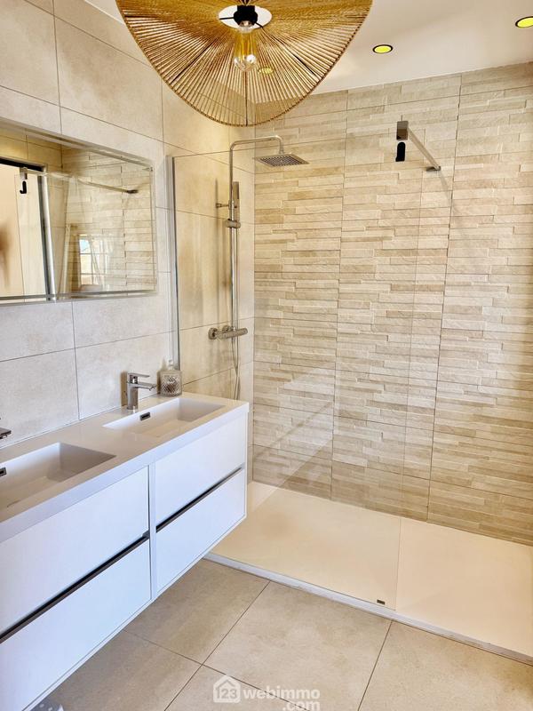 Duplex - 144 m² - 6 pièces