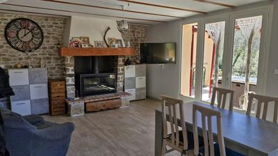 Maison - 300 m² - 11 pièces