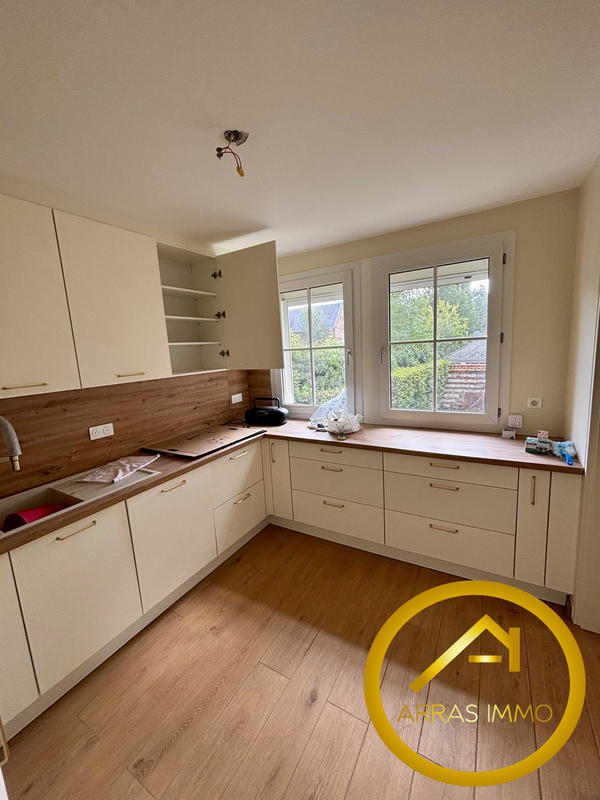 Appartement - 90 m² - 3 pièces