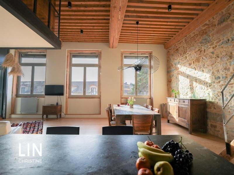 Appartement - 95 m² - 3 pièces