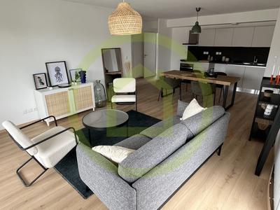 Appartement - 82 m² - 4 pièces