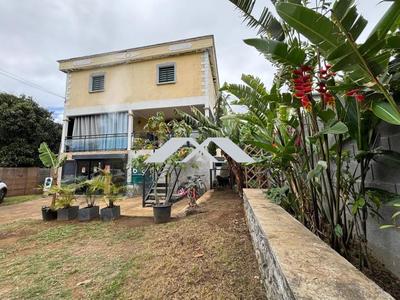 Villa - 192 m² - 8 pièces