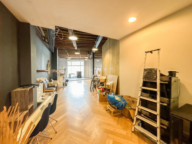 Appartement - 337 m² - 4 pièces