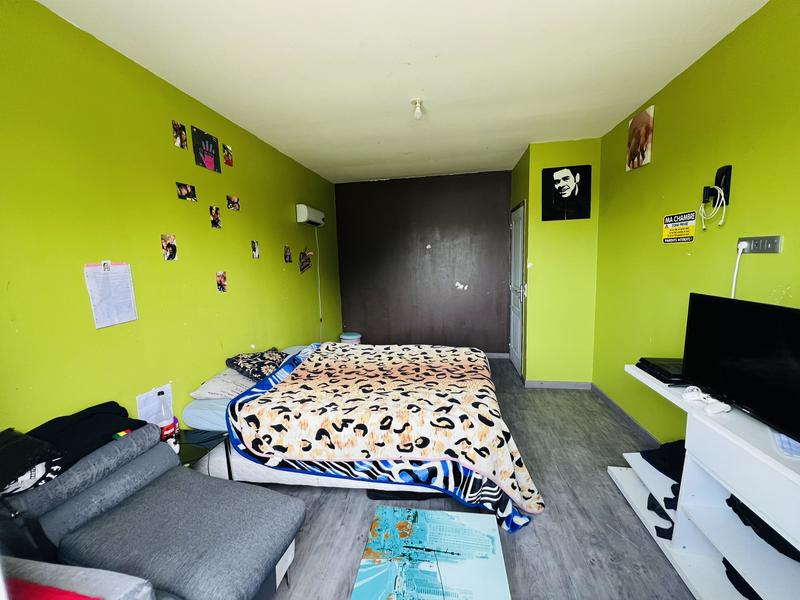 Maison - 156 m² - 9 pièces