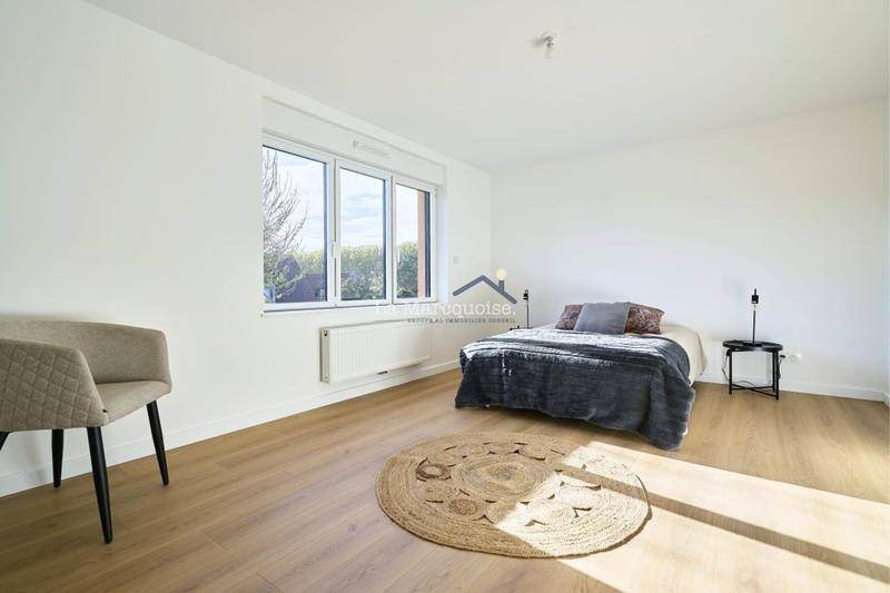 Maison - 226 m² - 6 pièces