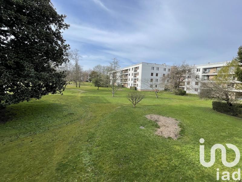 Appartement - 94 m² - 5 pièces