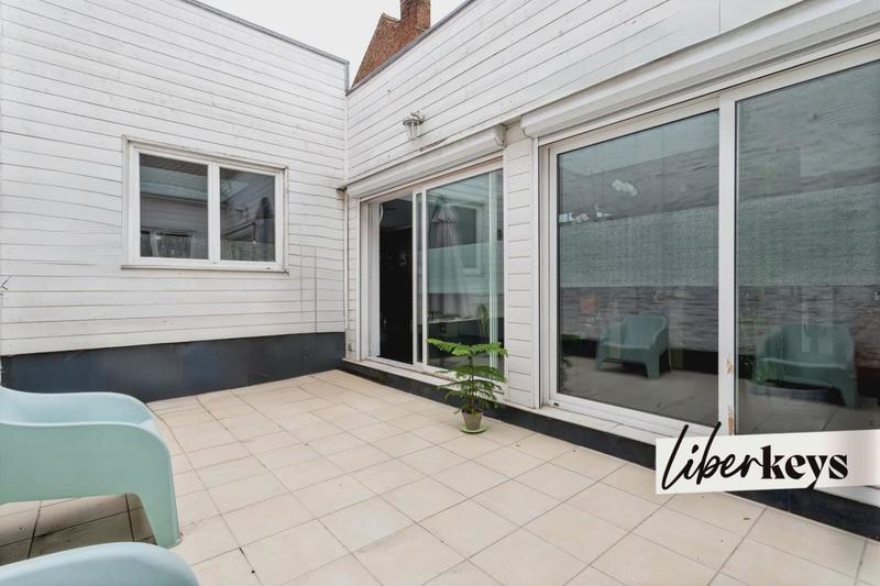 Maison - 208 m² - 8 pièces