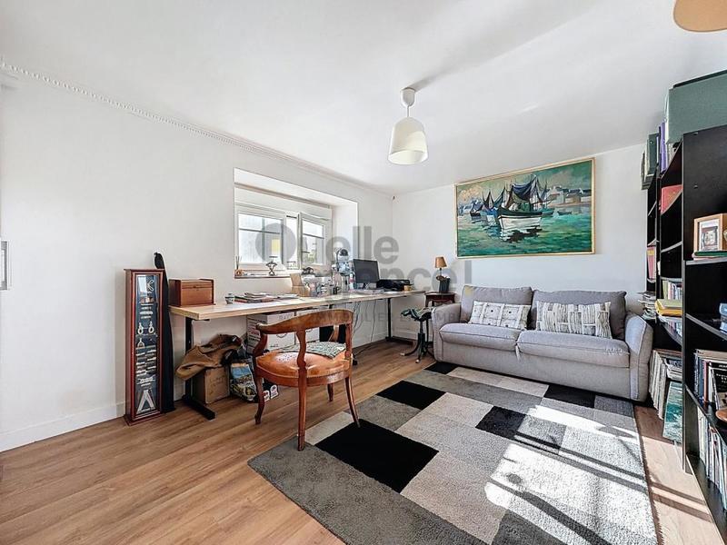 Maison - 161 m² - 8 pièces