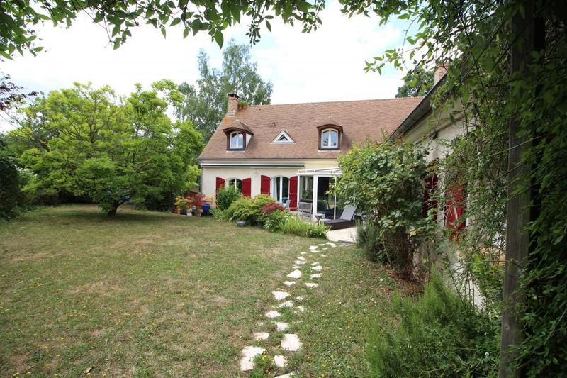 Villa - 250 m² - 6 pièces