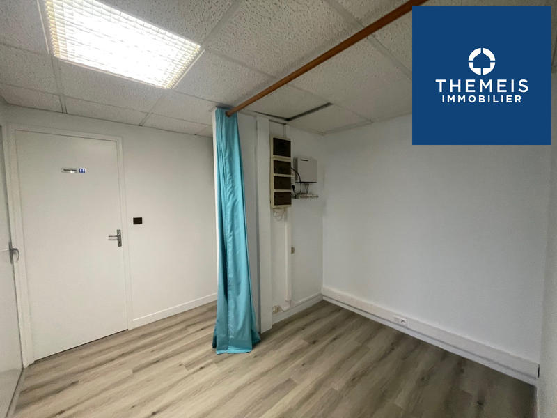 Bureau - 56 m² - 2 pièces