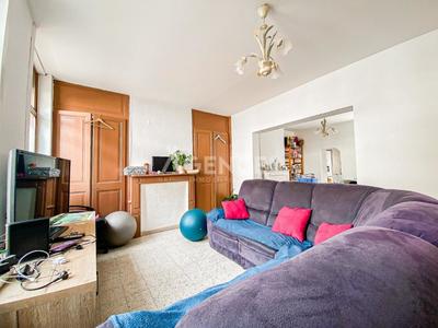 Maison - 94 m² - 4 pièces