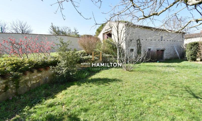 Maison de maîtres - 312 m² - 8 pièces