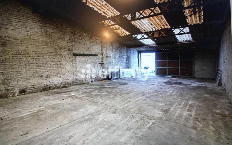 Immeuble - 162 m² - 6 pièces