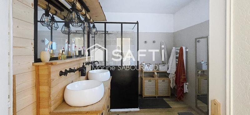 Villa - 225 m² - 7 pièces