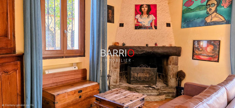 Maison traditionnelle - 300 m² - 16 pièces