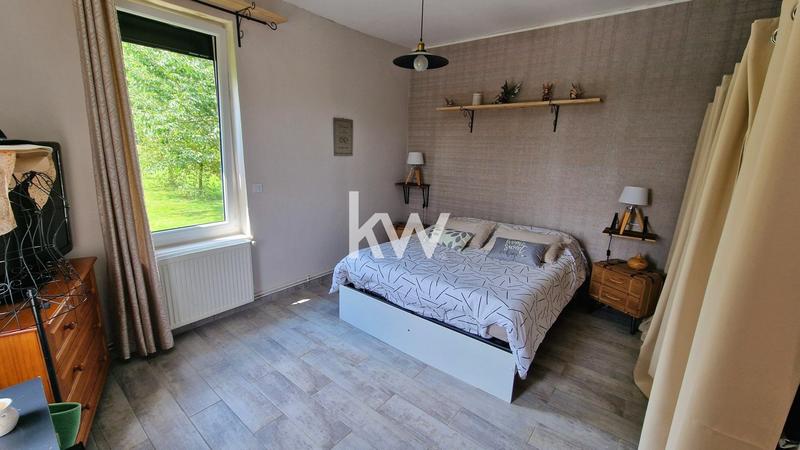 Maison - 210 m² - 9 pièces