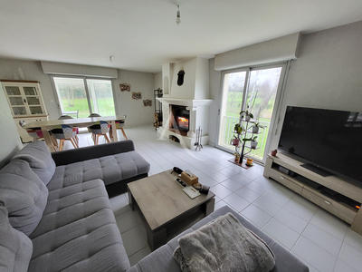 Maison - 122 m² - 6 pièces