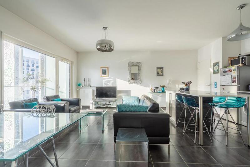 Appartement - 77 m² - 4 pièces