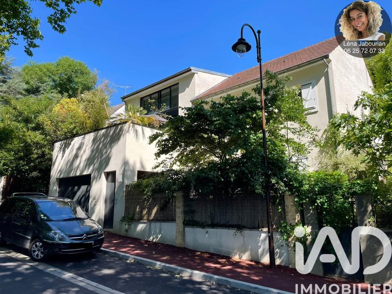 Maison - 195 m² - 7 pièces