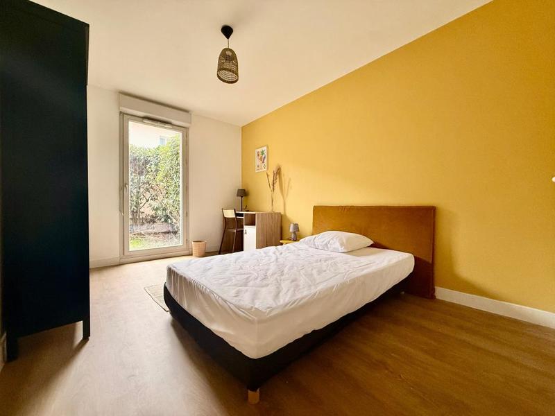 Appartement - 81 m² - 2 pièces