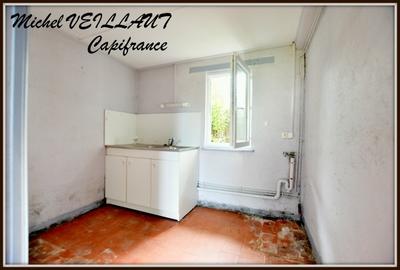 Maison - 95 m² - 8 pièces