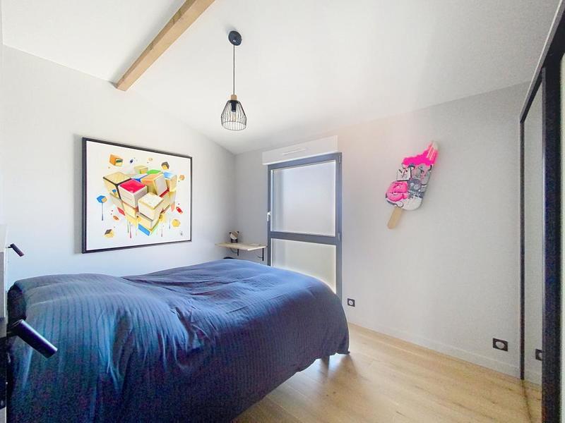 Propriété - 205 m² - 6 pièces