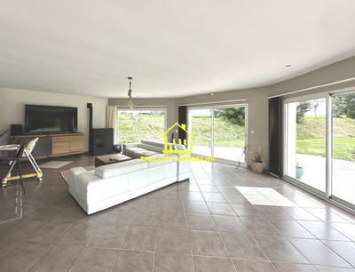 Maison contemporaine - 182 m² - 5 pièces