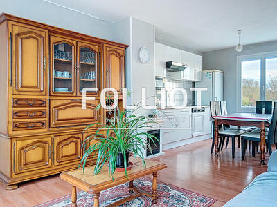 Maison - 65 m² - 3 pièces