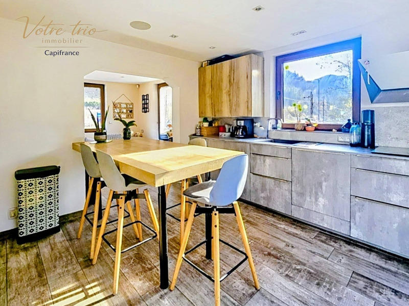 Maison - 114 m² - 5 pièces