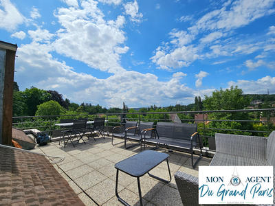 Appartement - 100 m² - 5 pièces