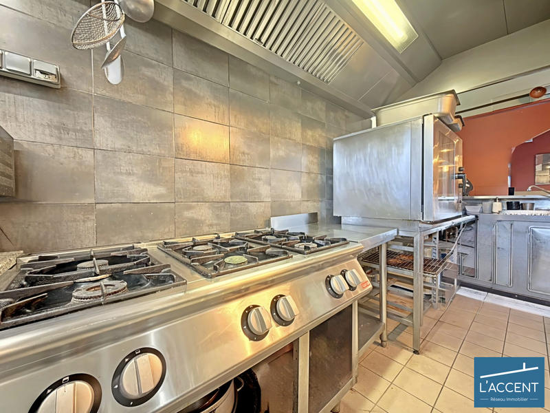 Fonds de commerce - Hôtellerie / Restauration - 175 m²