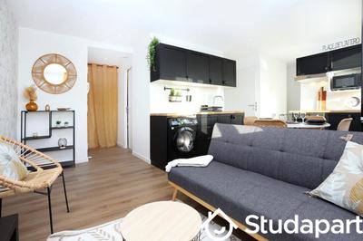 Chambre - 10 m² - 1 pièce