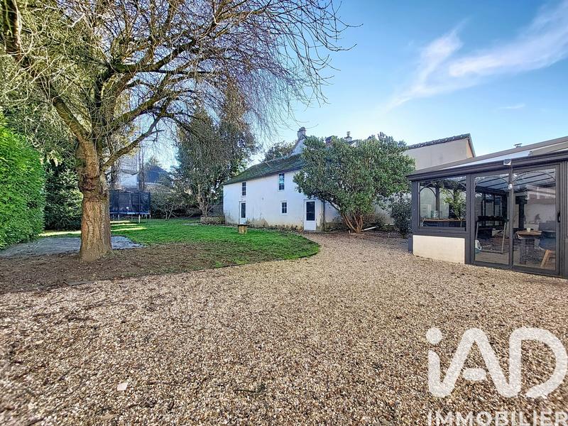 Maison - 296 m² - 10 pièces