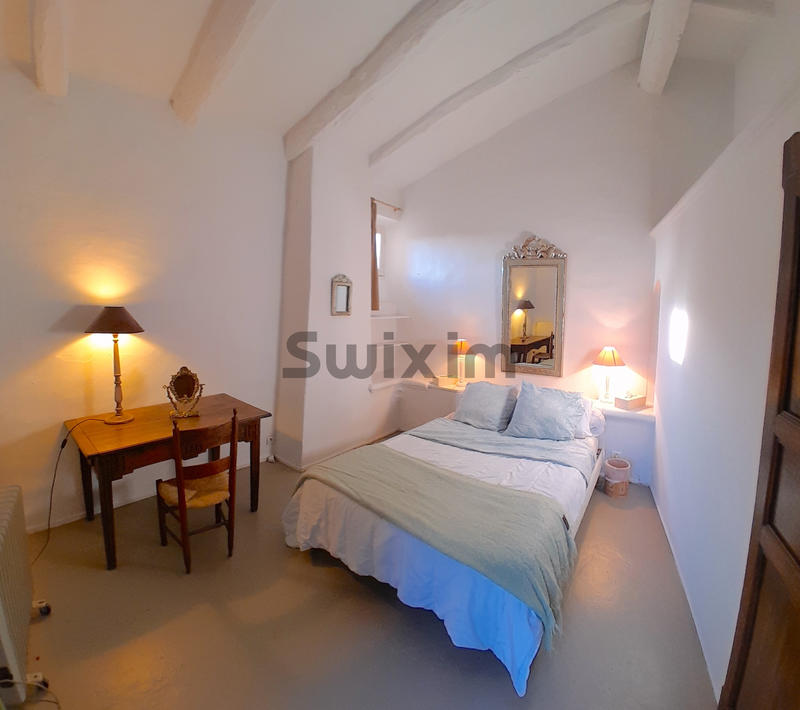 Maison de village - 400 m² - 21 pièces