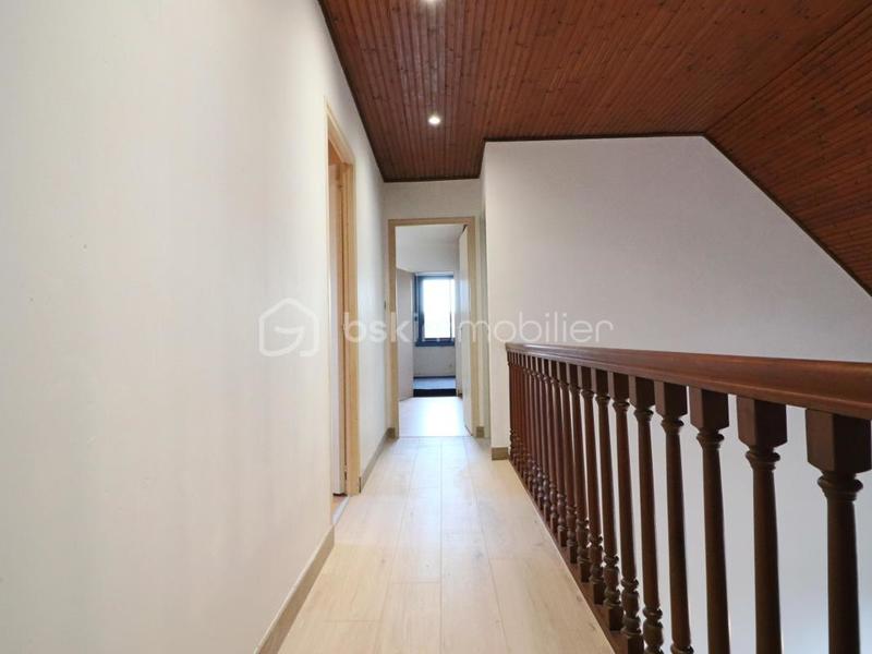 Demeure - 125 m² - 6 pièces