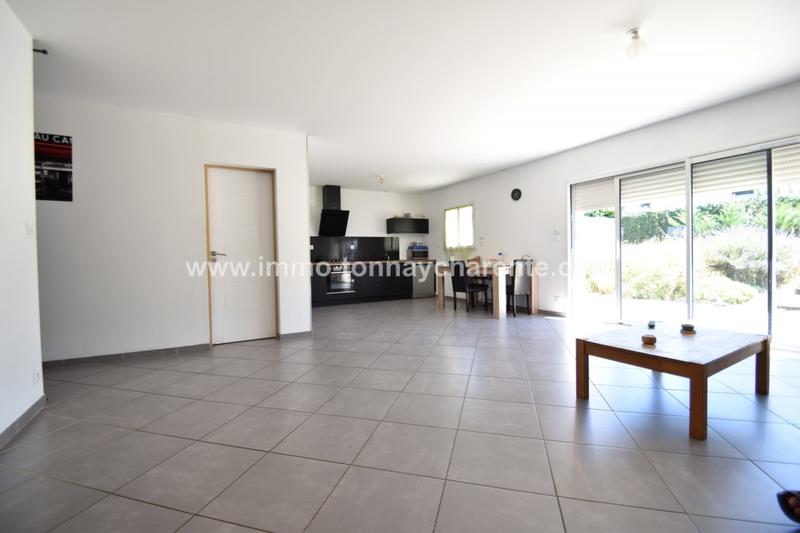 Maison - 80 m² - 5 pièces