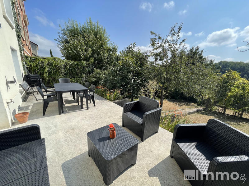 Maison - 135 m² - 8 pièces